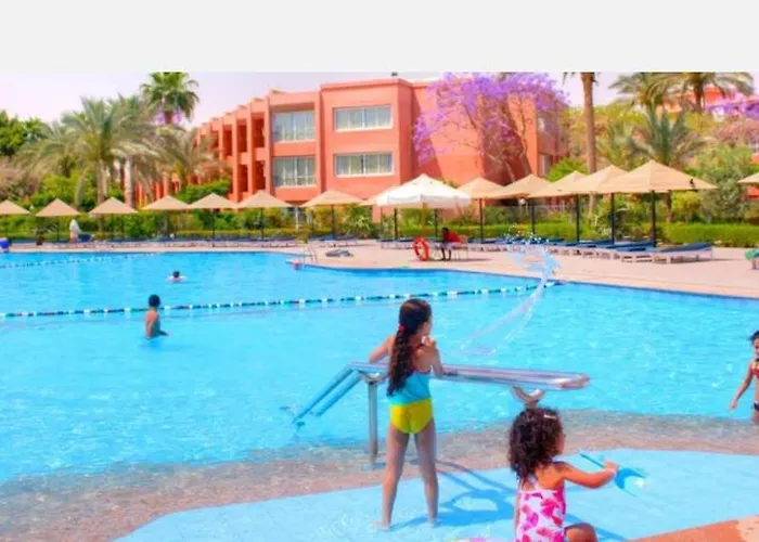 מלון Palmera Families Only עיין סוחנה